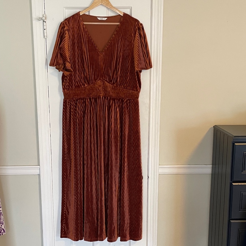 Simplee Apparel Rust Maxi Dress